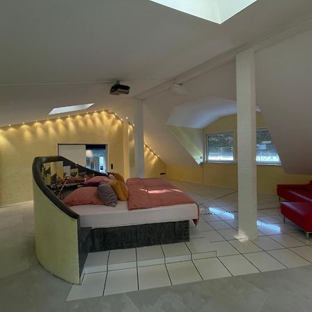 Ferienwohnung Riverside Resort Idyllisch Direkt An Der Lahn Diez Dış mekan fotoğraf